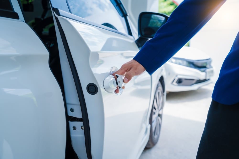 Abogado de accidentes automovilísticos de Escondido que ayuda a los clientes con reclamos de seguros luego de accidentes que involucran a conductores sin seguro.